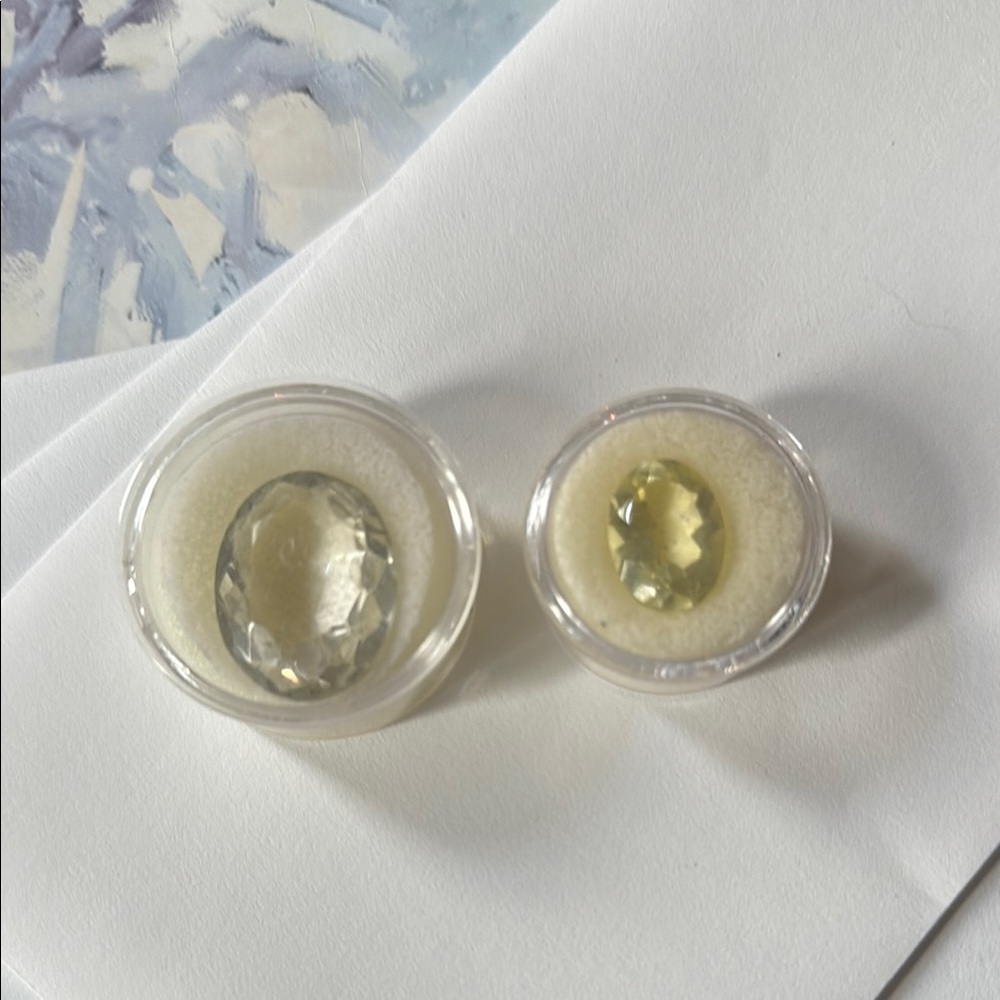 Quartz and Citrine gemstones in display cases